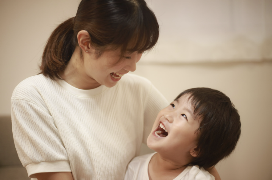 anak suka berteriak, cara atasi anak berteriak, alasan anak berteriak, Bunda, si Kecil